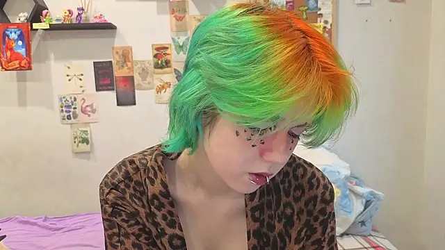 LittleKittenStar online show from 05-28-26, 02:23