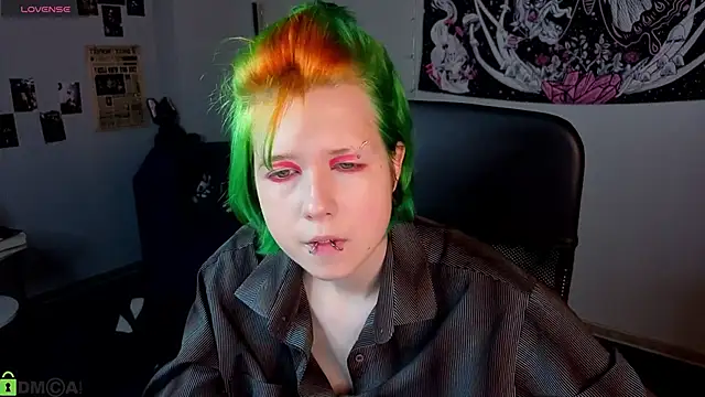 LittleKittenStar online show from 05-15-26, 11:30