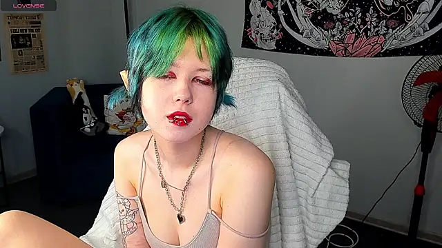 LittleKittenStar online show from 03-21-26, 02:57