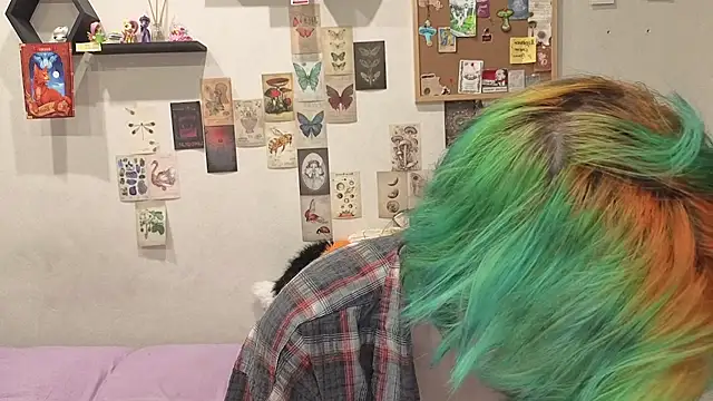 LittleKittenStar online show from 05-31-26, 06:09