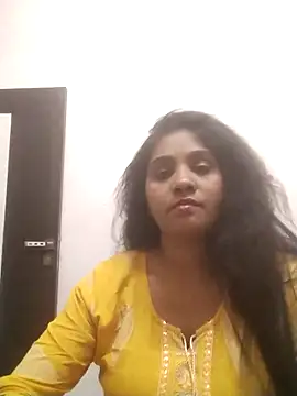 LovelyRenu online show from 03-26-26, 10:57