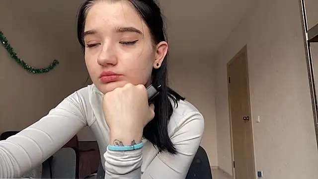 Megan Peggy online show from 03-18-26, 02:52