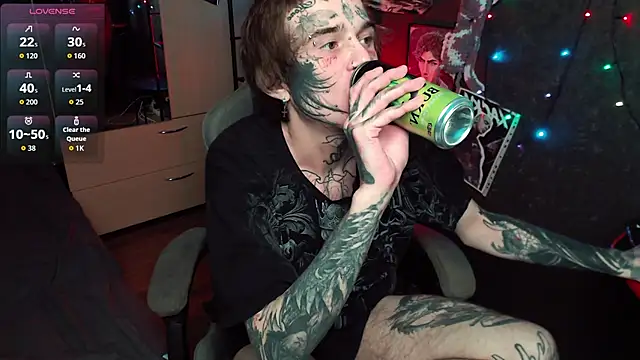 lonelycrysta1 online show from 05-03-26, 06:22