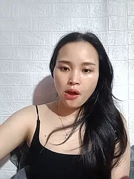 Snapshot of Akile80 chatting on 06-12-26, 02:26 Akile80 online show from 06-12-26, 02:26