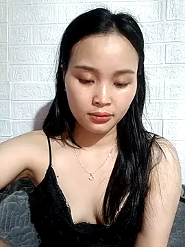 Snapshot of Akile80 chatting on 03-19-26, 03:12 Akile80 online show from 03-19-26, 03:12