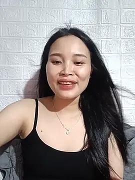 Snapshot of Akile80 chatting on 06-11-26, 02:14 Akile80 online show from 06-11-26, 02:14