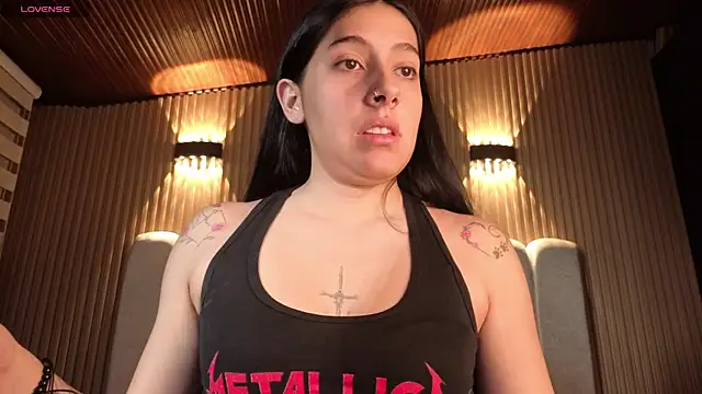Melannyy V online show from 04-14-26, 12:32