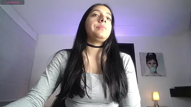 Snapshot of Melannyy_V chatting on 05-30-26, 11:49 Melannyy V online show from 05-30-26, 11:49