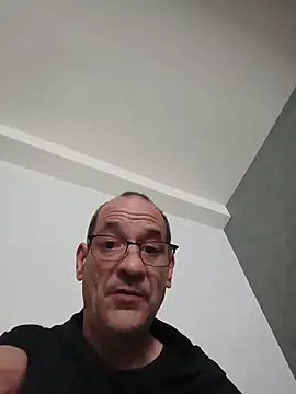 Snapshot of fairlight38 chatting on 05-05-26, 10:51 fairlight38 online show from 05-05-26, 10:51