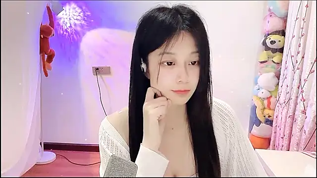Snapshot of QQ-7890 chatting on 04-24-26, 06:04 QQ-7890 online show from 04-24-26, 06:04