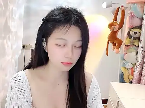 QQ-7890 online show from 03-27-26, 07:50