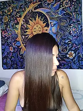 Snapshot of isabellahofmann chatting on 05-16-26, 10:03 isabellahofmann online show from 05-16-26, 10:03