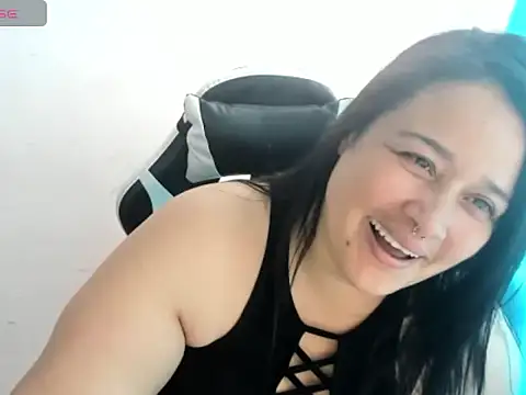 Snapshot of Atenea_19_ chatting on 04-07-26, 06:10 Atenea 19 online show from 04-07-26, 06:10