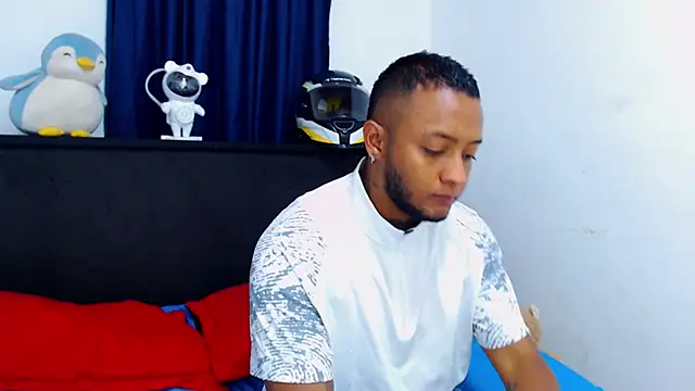MascTyler online show from 04-06-26, 10:22