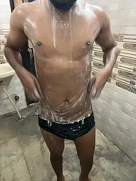 couple-new online show from 05-26-26, 08:29