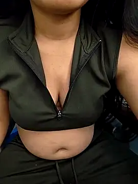 Ishika baby  online show from 04-09-26, 05:52