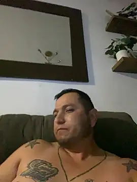 HOTB0Y18 online show from 04-21-26, 07:59