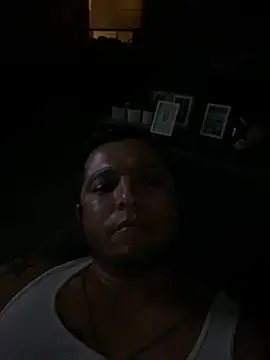 HOTB0Y18 online show from 05-21-26, 07:06