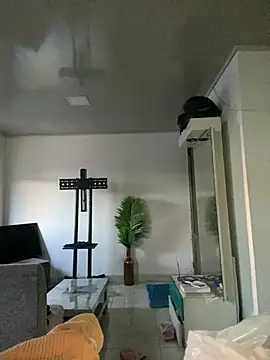 emiiross online show from 07-25-26, 11:00