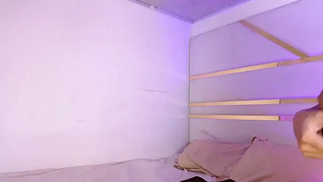 emiiross online show from 07-12-26, 10:16