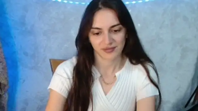RoxiCherry online show from 05-19-26, 07:26