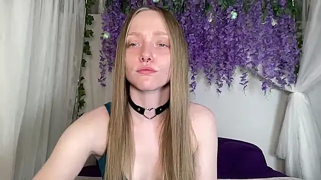 Snapshot of ElfGirlAna chatting on 06-09-26, 03:02 ElfGirlAna online show from 06-09-26, 03:02