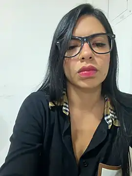 Snapshot of Noa_rousse01 chatting on 06-06-26, 03:45 Noa rousse01 online show from 06-06-26, 03:45