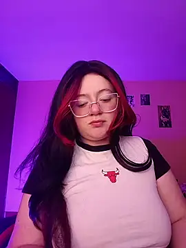 Gigi hart7 online show from 05-04-26, 02:15