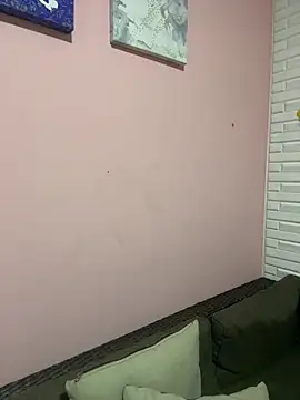 Snapshot of Kloe_rousse01 chatting on 06-11-26, 03:31 Kloe rousse01 online show from 06-11-26, 03:31