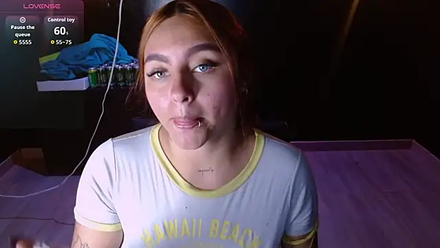 Miley Clarck online show from 06-06-26, 08:14