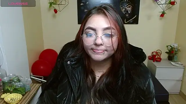 Miley Clarck online show from 04-14-26, 12:32