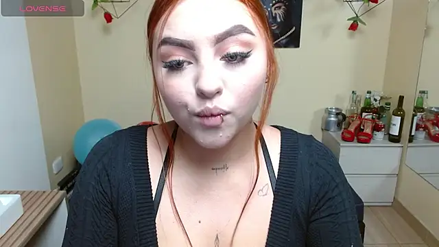 Miley Clarck online show from 04-20-26, 01:03