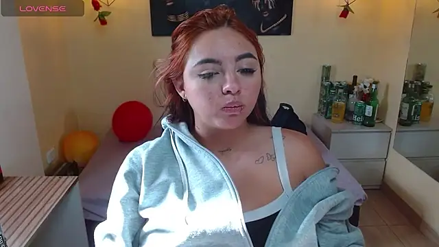 Miley Clarck online show from 05-08-26, 12:31