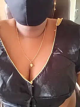 Snapshot of poojag_2 chatting on 06-19-26, 07:58 poojag 2 online show from 06-19-26, 07:58