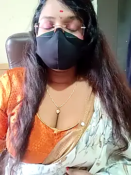 poojag 2 online show from 07-18-26, 05:49