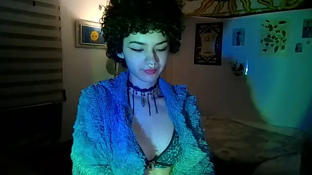 Snapshot of Tabitta_ chatting on 05-16-26, 03:38 Tabitta online show from 05-16-26, 03:38