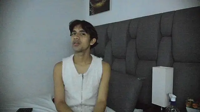  ArchieBlu  online show from 03-19-26, 07:30