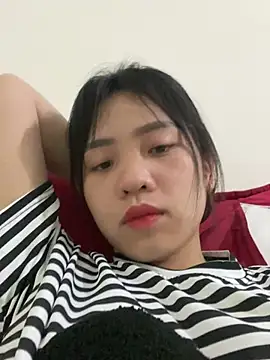 Snapshot of Zumpii-0 chatting on 03-23-26, 02:11 Zumpii-0 online show from 03-23-26, 02:11