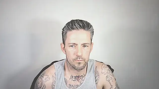 Snapshot of SkylarrGrey chatting on 04-12-26, 06:27 SkylarrGrey online show from 04-12-26, 06:27