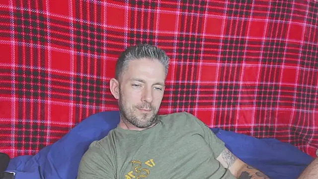 Snapshot of SkylarrGrey chatting on 04-16-26, 05:08 SkylarrGrey online show from 04-16-26, 05:08