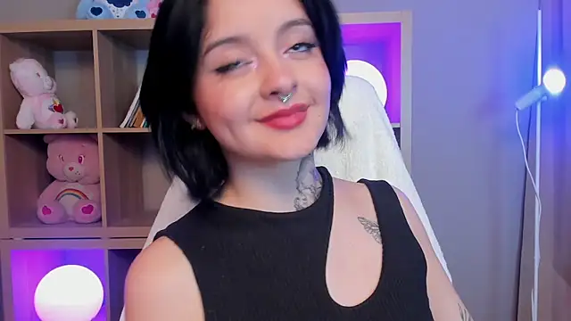 Snapshot of _EmilyRouge_ chatting on 04-30-26, 04:30 EmilyRouge online show from 04-30-26, 04:30