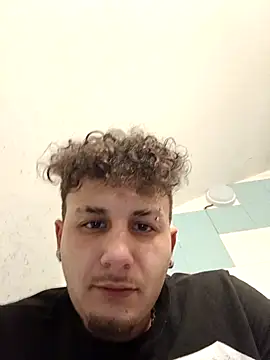 Snapshot of Baby122440 chatting on 03-20-26, 10:44 Baby122440 online show from 03-20-26, 10:44