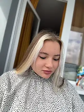 Mrs Lust online show from 05-22-26, 04:21