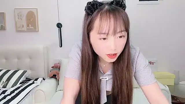 Snapshot of shuangshuang3 chatting on 05-16-26, 05:34 shuangshuang3 online show from 05-16-26, 05:34