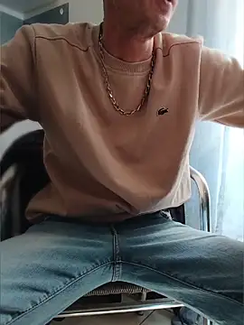 Skinboy06 online show from 03-19-26, 12:16