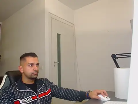 BryceReign online show from 04-11-26, 04:09