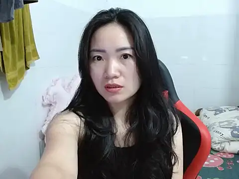 Olivia cute68 online show from 04-18-26, 06:05