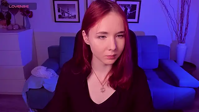 Snapshot of MarilynFire chatting on 05-23-26, 06:23 MarilynFire online show from 05-23-26, 06:23