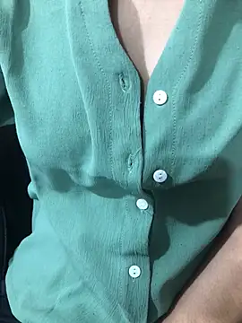 Snapshot of Rajukummr chatting on 04-06-26, 10:05 Rajukummr online show from 04-06-26, 10:05