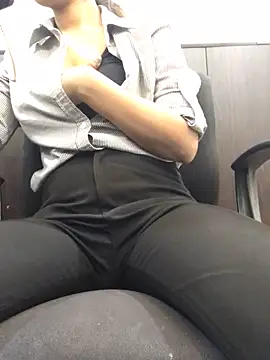 Snapshot of Rajukummr chatting on 04-13-26, 12:09 Rajukummr online show from 04-13-26, 12:09